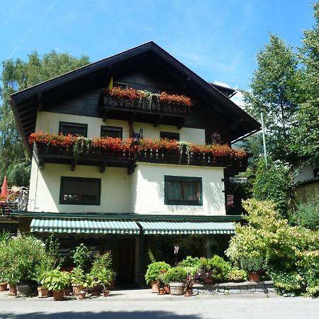 Gaestehaus-Staats Bed & Breakfast โอเบอร์เวลลัค ภายนอก รูปภาพ