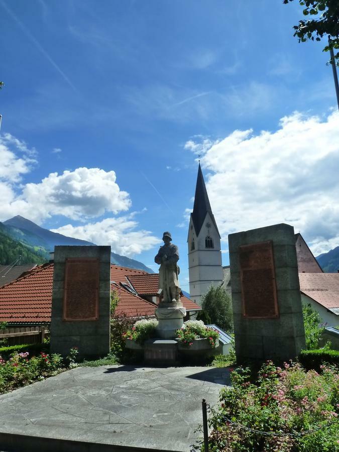 Gaestehaus-Staats Bed & Breakfast โอเบอร์เวลลัค ภายนอก รูปภาพ