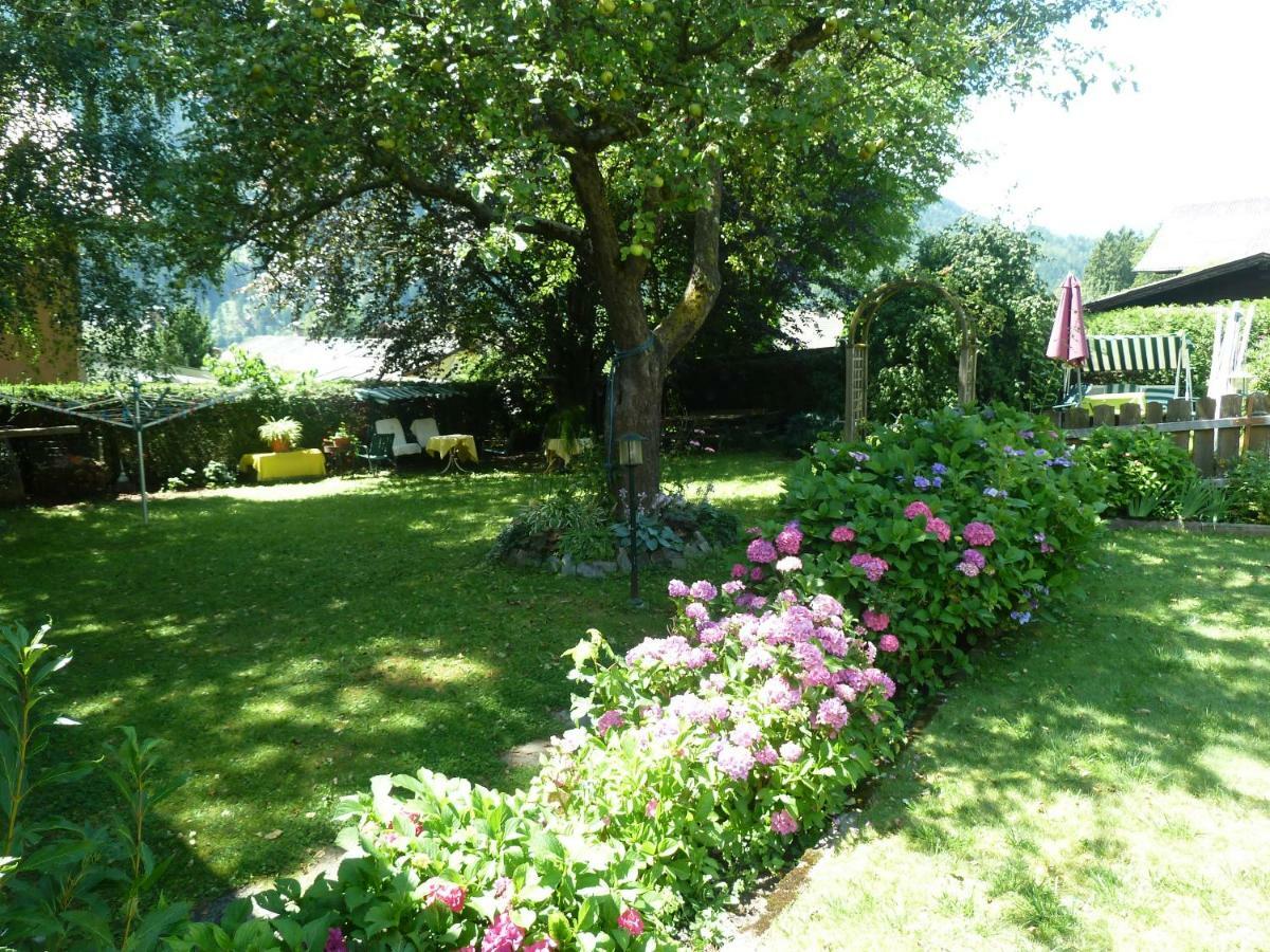 Gaestehaus-Staats Bed & Breakfast โอเบอร์เวลลัค ภายนอก รูปภาพ