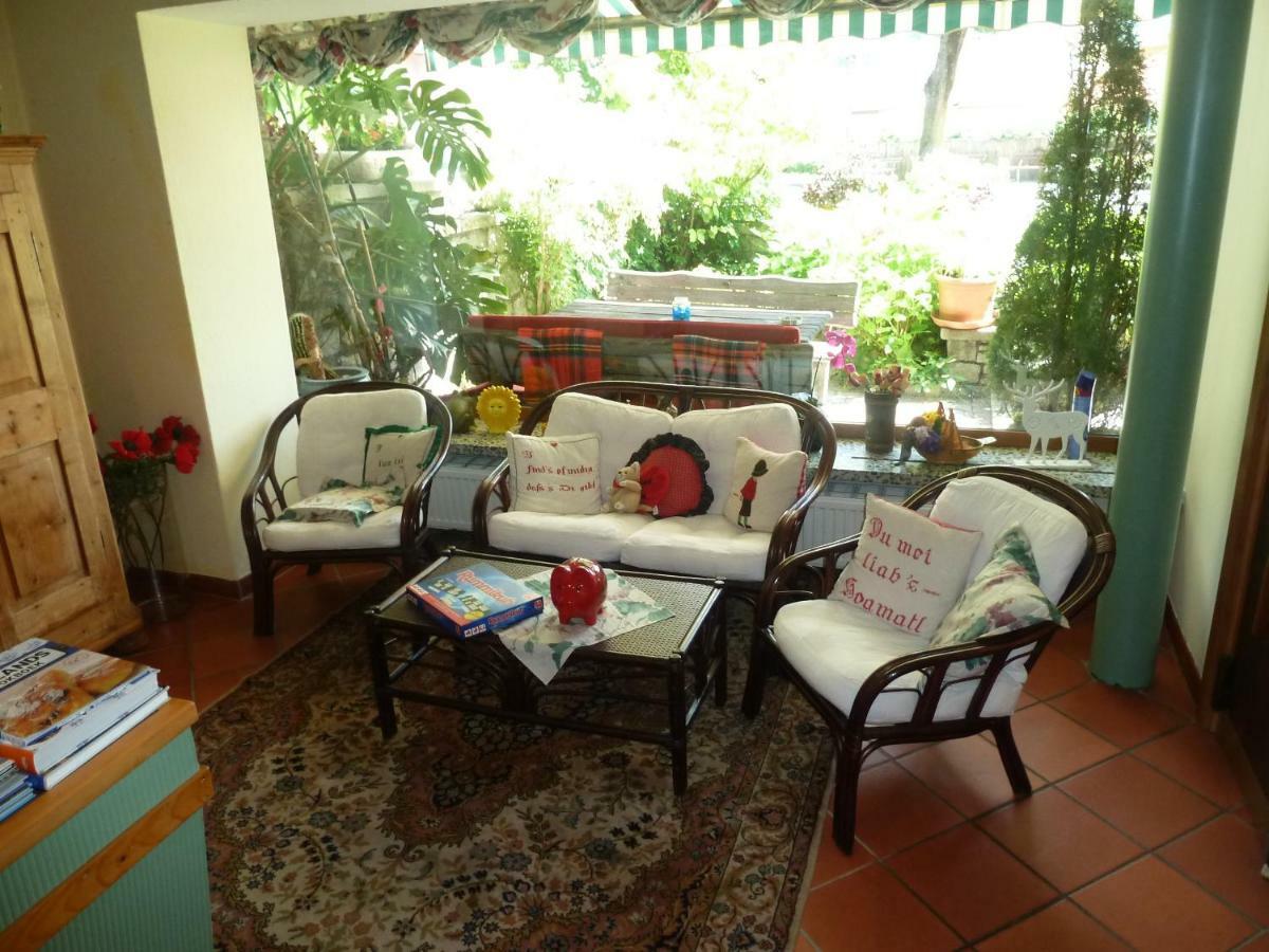 Gaestehaus-Staats Bed & Breakfast โอเบอร์เวลลัค ภายนอก รูปภาพ