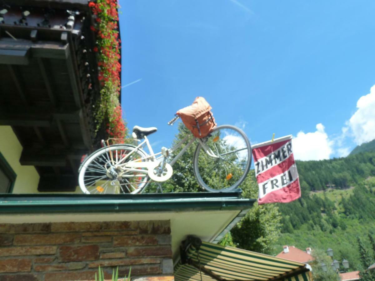 Gaestehaus-Staats Bed & Breakfast โอเบอร์เวลลัค ภายนอก รูปภาพ